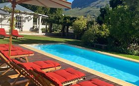 Banhoek Corner Guesthouse